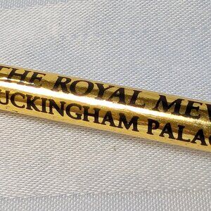 THE ROYAL MEWS BUCKINGHAM PALACE SOUVENIR PENCIL VINTAGE ROYAL FAMILY GIFT SHOP